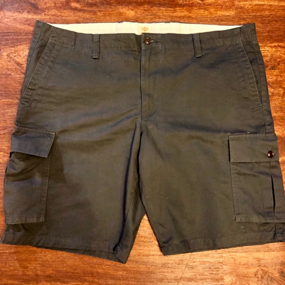 Men’s Sz 44 Docker Cargo shorts